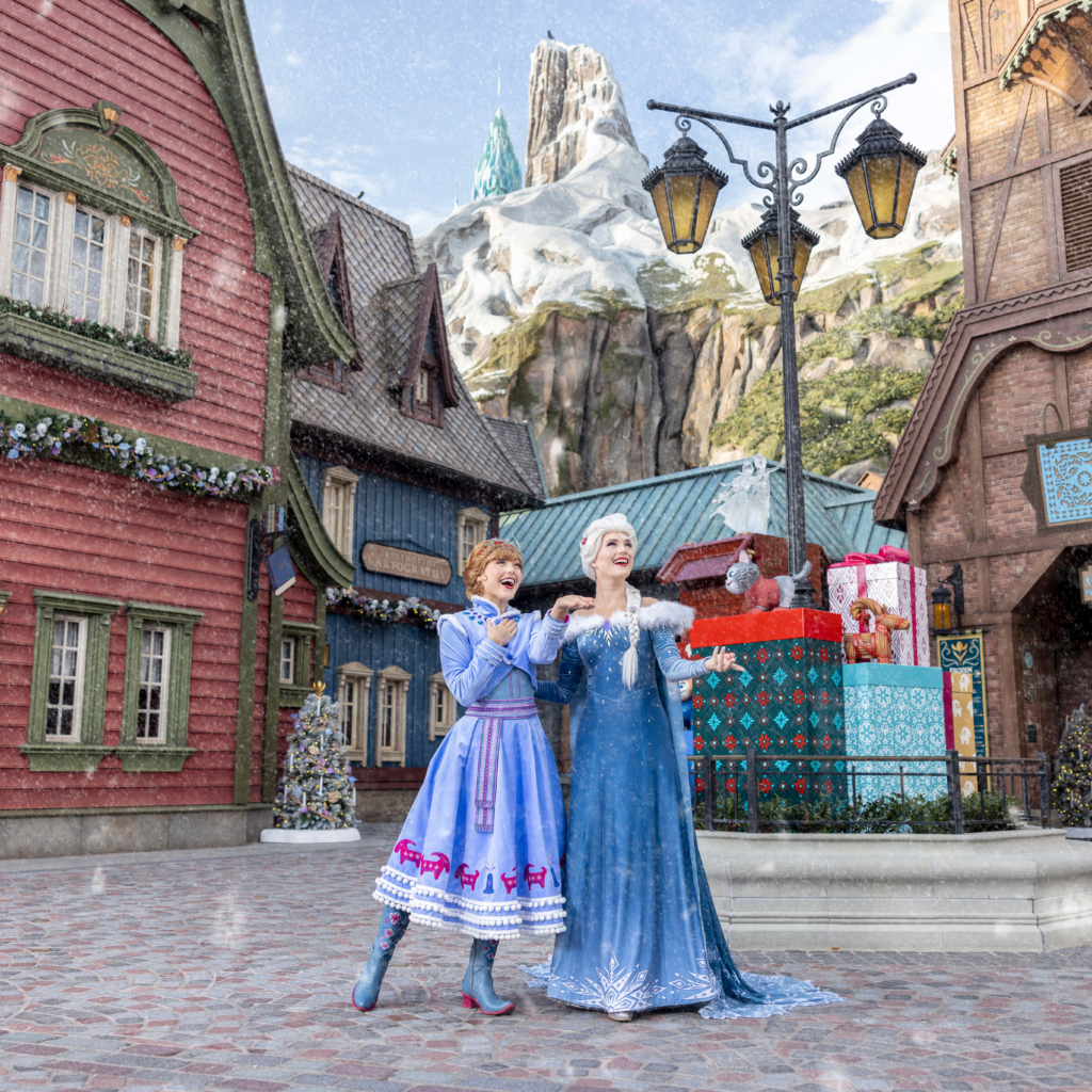 Disneyland Paris maakt zich op voor een onvergetelijk feestseizoen: van Halloween-kriebels tot de allereerste kerstviering in World of Frozen