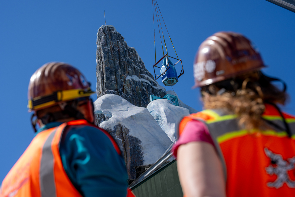 Elsa’s ijspaleis wordt geplaatst in World of Frozen